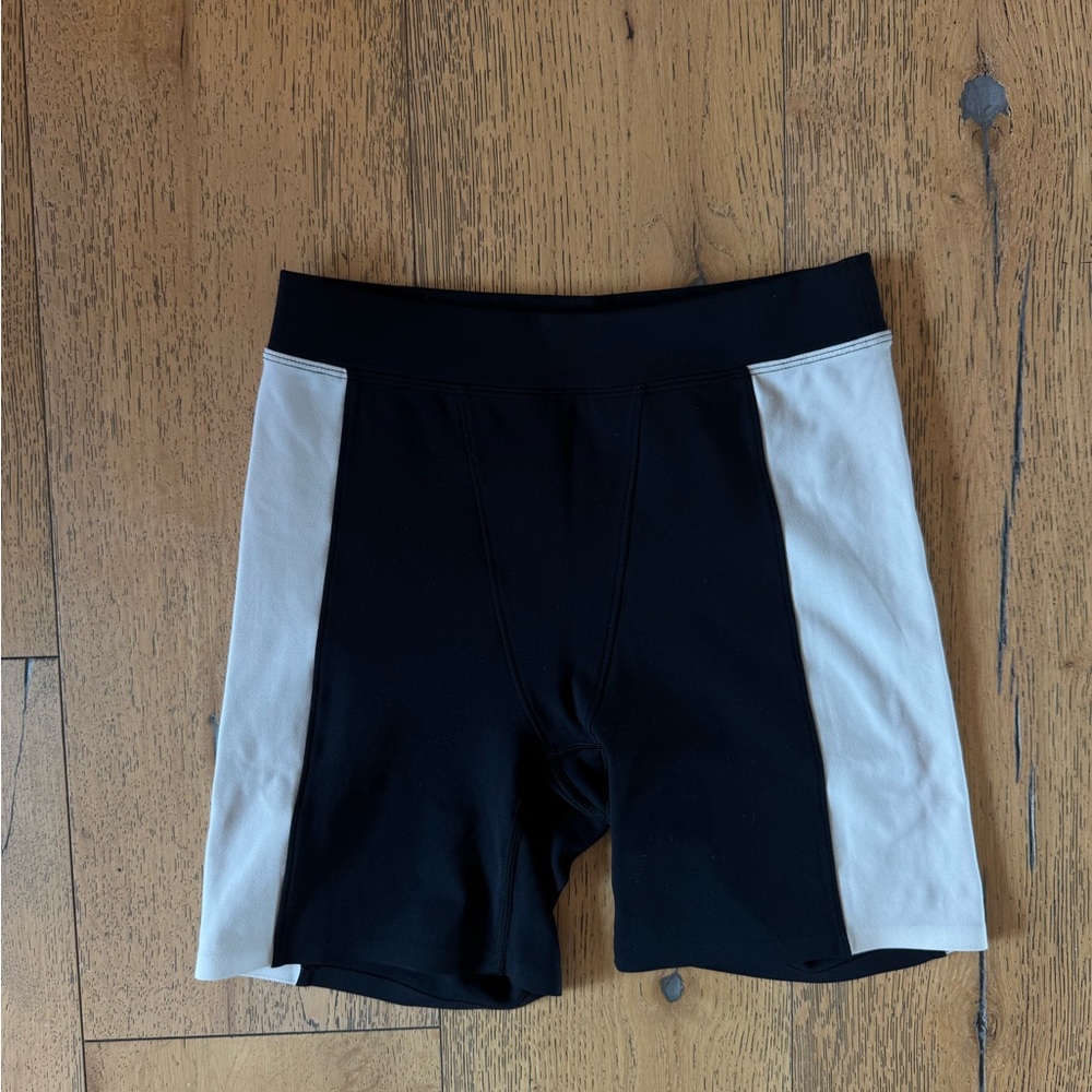 Le Ore Black and White Colorblock Shorts